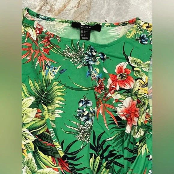 Forever 21 Green Floral Dress - Picture 3 of 7